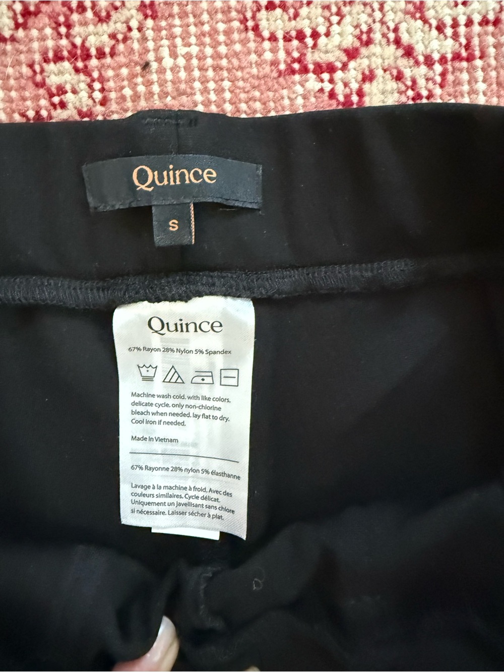 Quince Ultra-stretch Ponte Tapered Cargo Pants size small - Picture 5 of 6